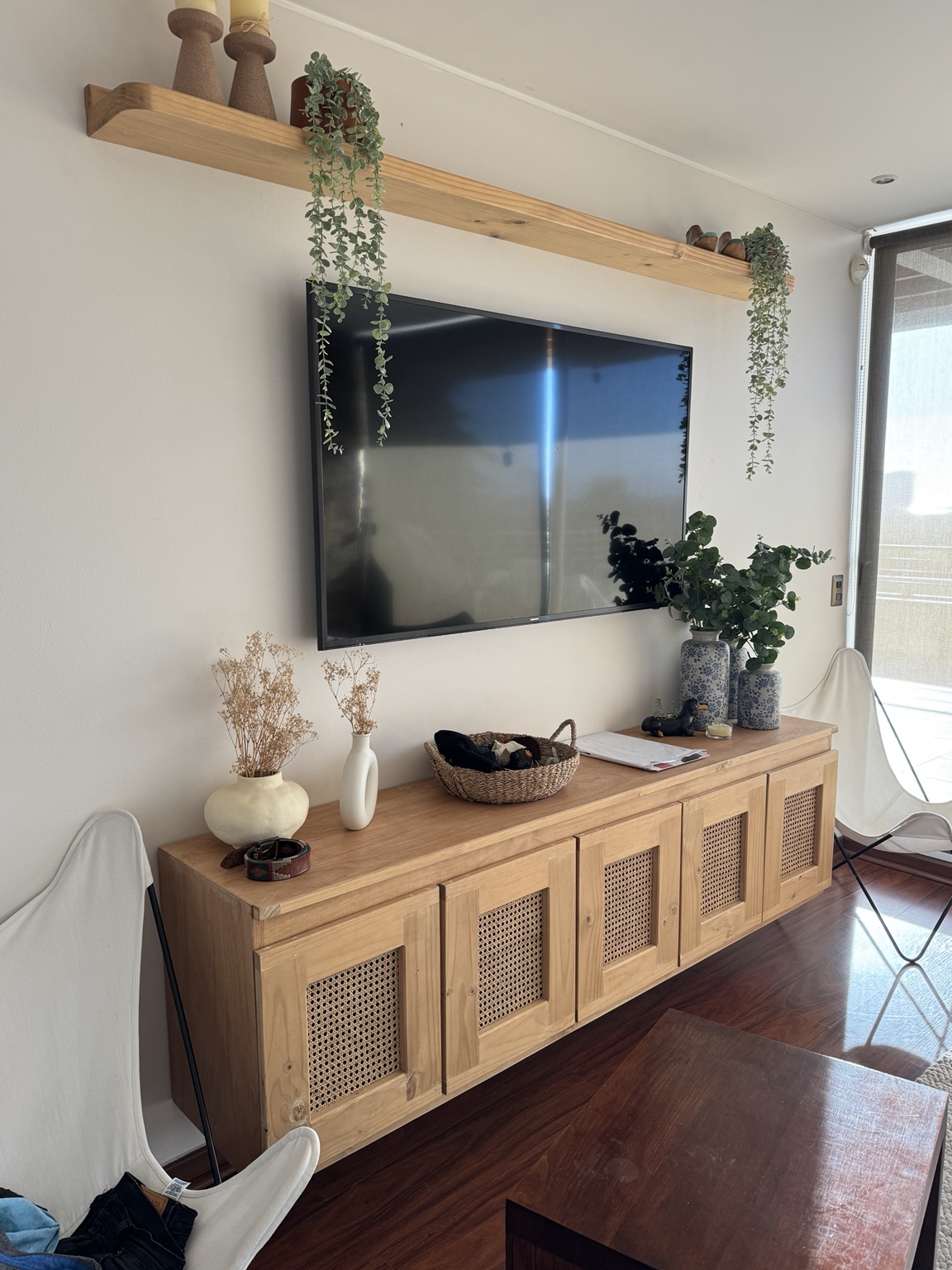 Mueble Taikkee compartido en un hogar, imagen 11